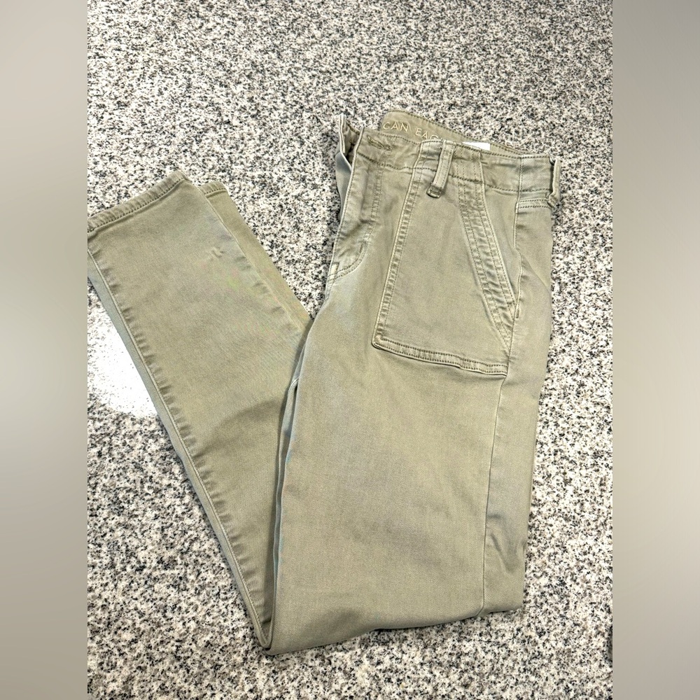American Eagle Hi Rise Super Stretch Jegging Crop Pale Green Jeans Size 10